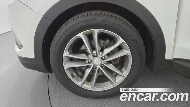 Hyundai Santa Fe 2016 thumb 5
