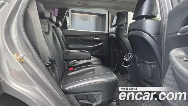 Hyundai Santa Fe 2018 thumb 12