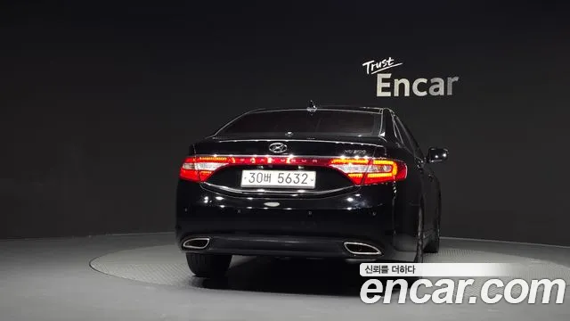 Hyundai Grandeur 2013 thumb 4