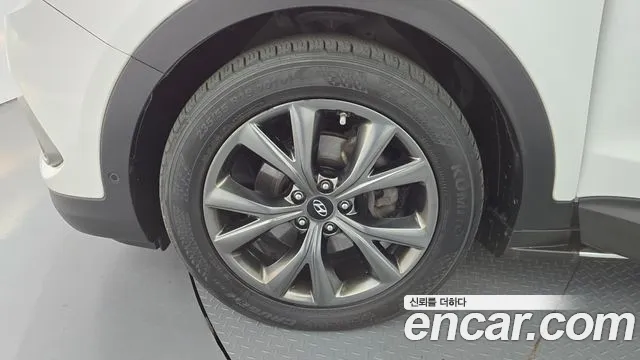 Hyundai Santa Fe 2016 thumb 5