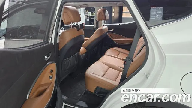 Hyundai Santa Fe 2016 thumb 11