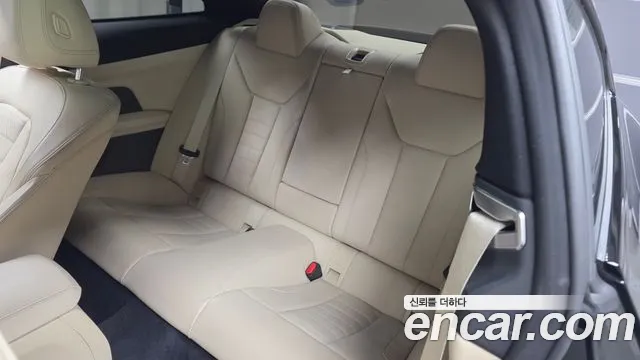 BMW 4-Series 2021 thumb 11