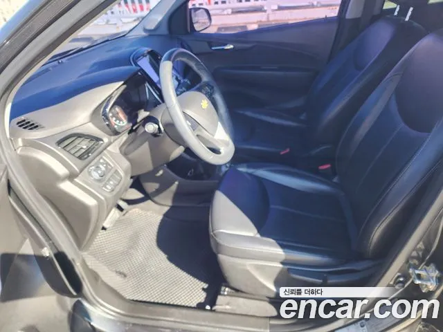 ChevroletGMDaewoo Spark 2017 thumb 9