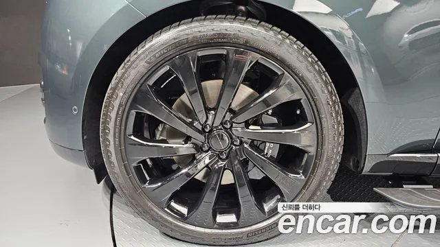 Land Rover Range Rover 2026 thumb 5