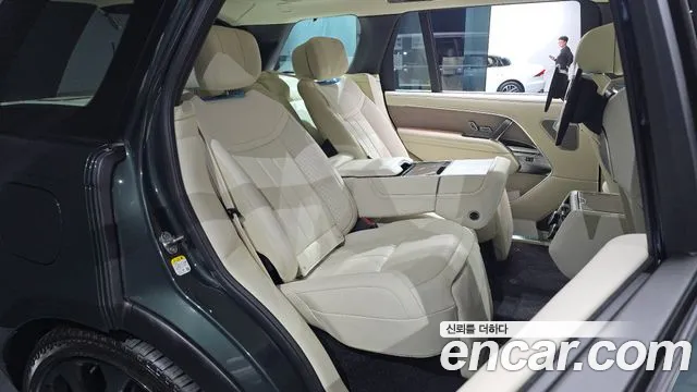 Land Rover Range Rover 2026 thumb 11