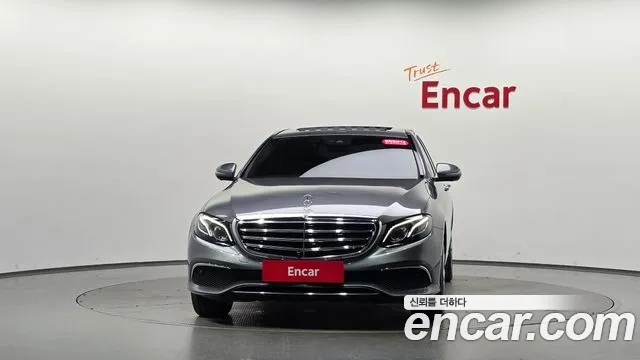 Mercedes-Benz E-Класс 2018 thumb 2