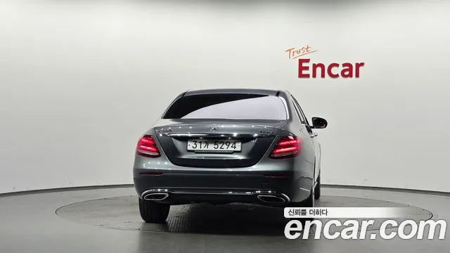 Mercedes-Benz E-Класс 2018 thumb 3