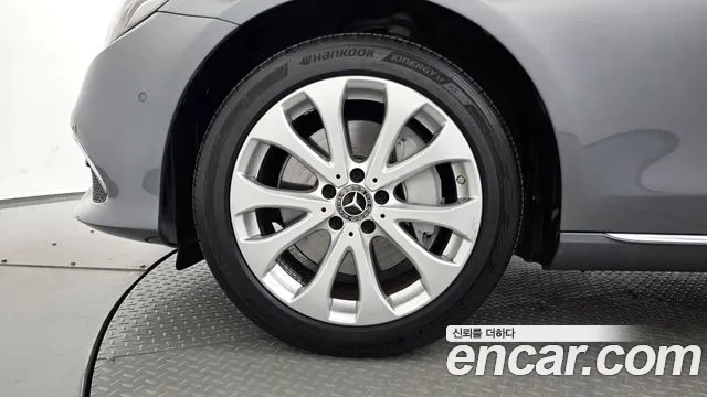 Mercedes-Benz E-Класс 2018 thumb 4