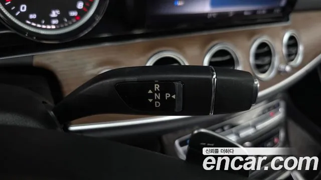 Mercedes-Benz E-Класс 2018 thumb 8