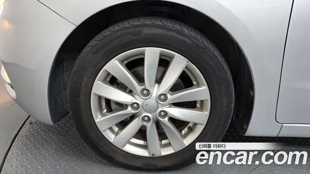 Kia K3 2014 thumb 5