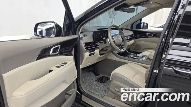 Kia Carnival 2024 thumb 10