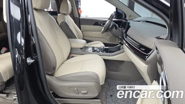 Kia Carnival 2024 thumb 11