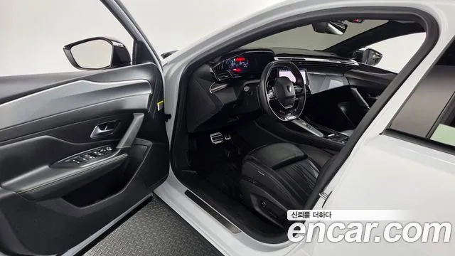 Peugeot 408 2024 thumb 10