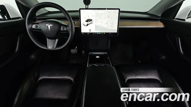 Tesla Model Y 2021 thumb 7