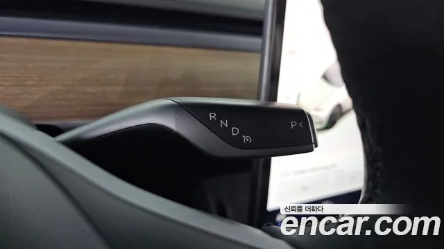 Tesla Model Y 2021 thumb 9