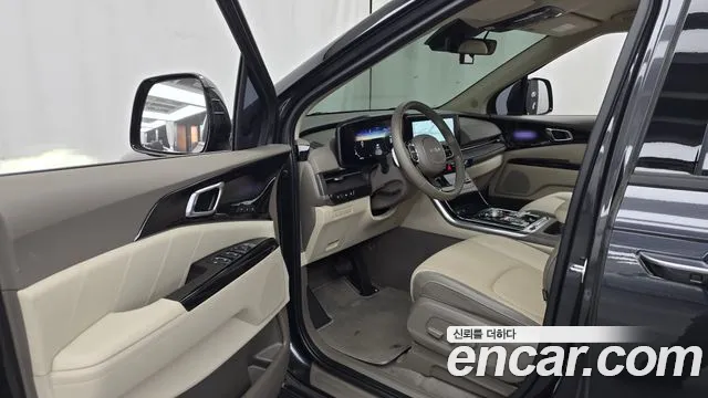Kia Carnival 2023 thumb 10