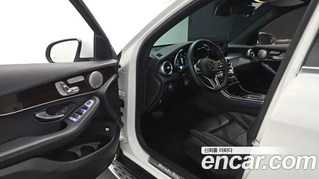 Mercedes-Benz GLC 2020 thumb 10