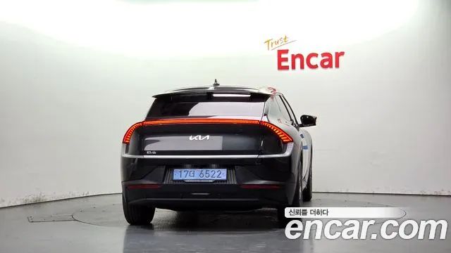 Kia EV6 2024 thumb 3