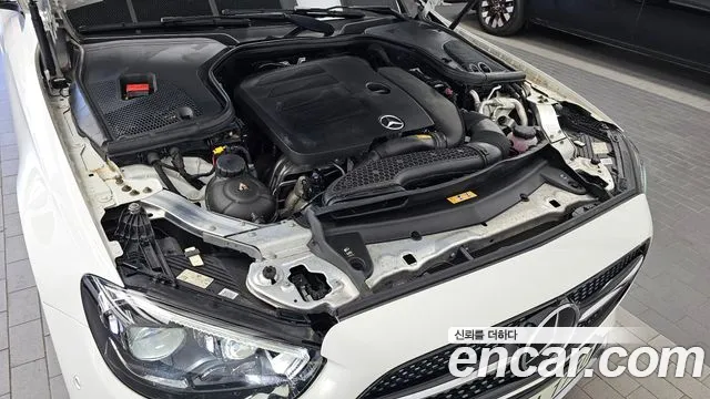 Mercedes-Benz E-Класс 2022 thumb 6