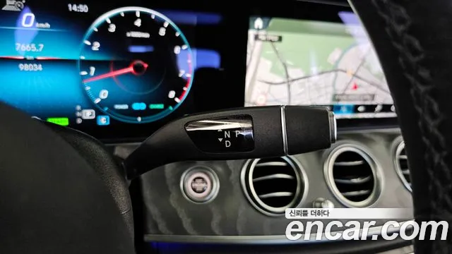 Mercedes-Benz E-Класс 2022 thumb 9