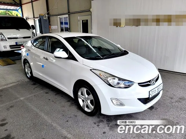 Hyundai Avante 2012 thumb 3