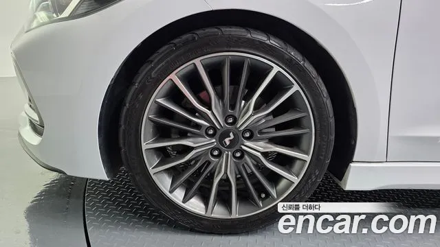 Hyundai Avante 2017 thumb 4