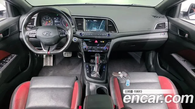 Hyundai Avante 2017 thumb 6