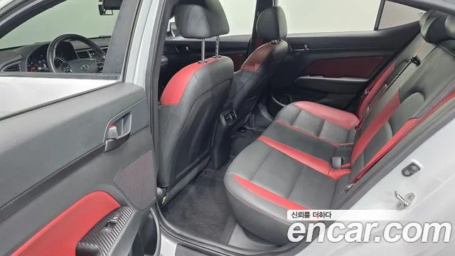 Hyundai Avante 2017 thumb 10
