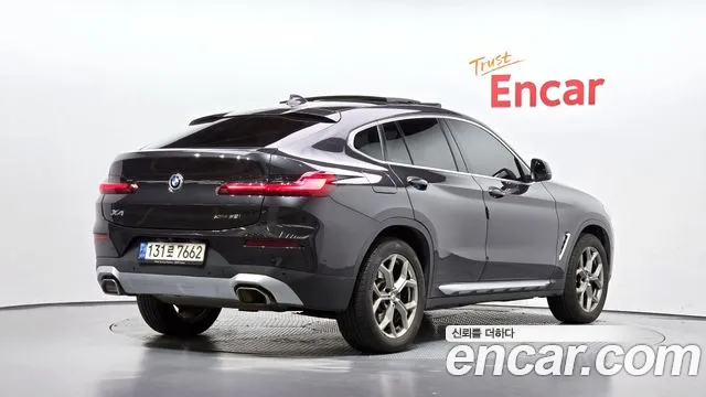 BMW X4 2022 thumb 2