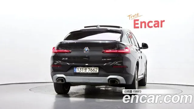 BMW X4 2022 thumb 4
