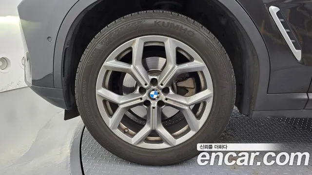 BMW X4 2022 thumb 5