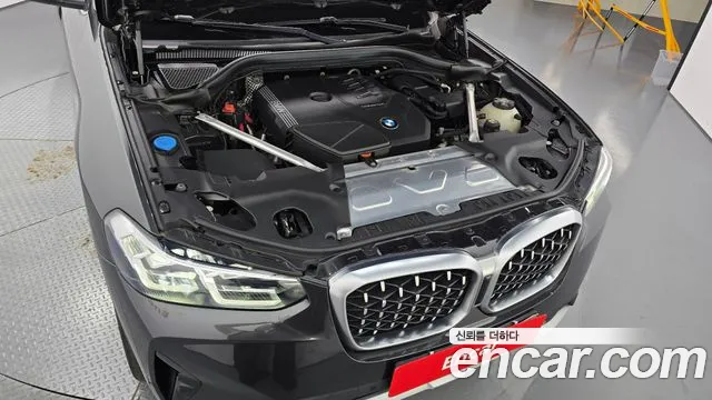 BMW X4 2022 thumb 6