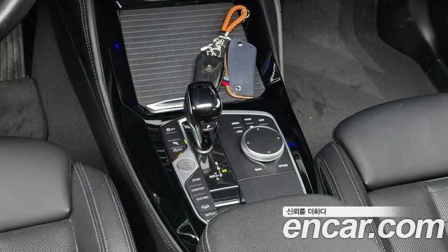 BMW X4 2022 thumb 9