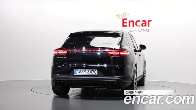 Porsche Cayenne 2021 thumb 4
