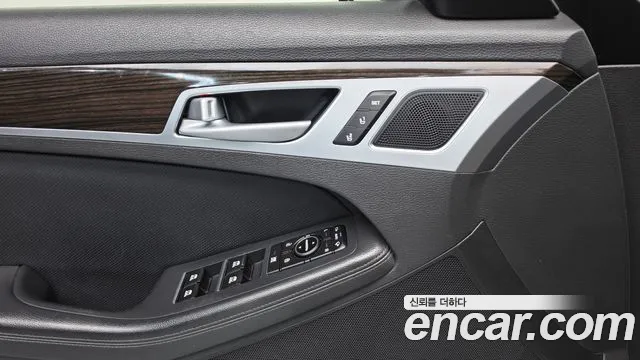 Genesis G80 2019 thumb 12
