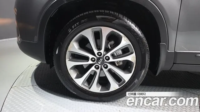 Kia Sorento 2013 thumb 5
