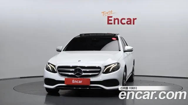 Mercedes-Benz E-Класс 2019 thumb 3