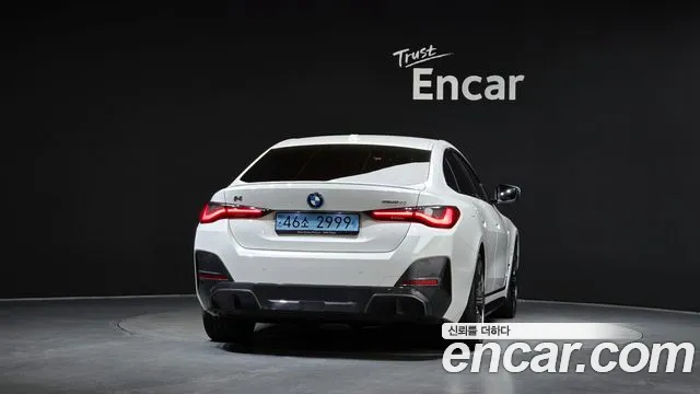 BMW i4 2023 thumb 4