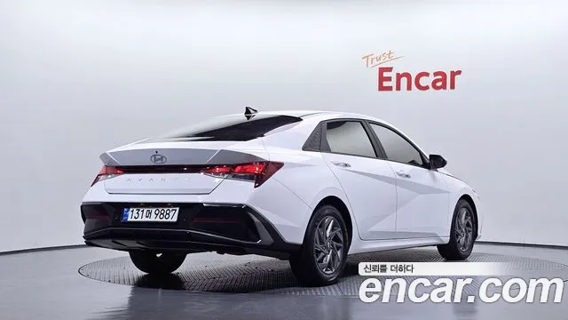 Hyundai Avante 2023 thumb 2