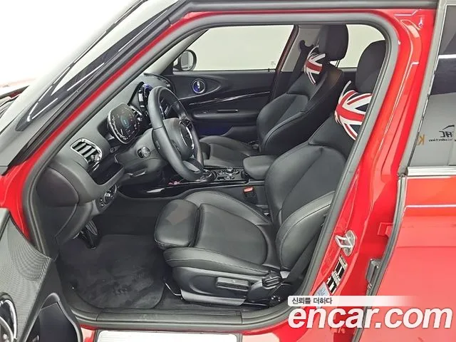 MINI Clubman 2023 thumb 9