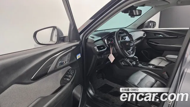 ChevroletGMDaewoo TrailBlazer 2020 thumb 10