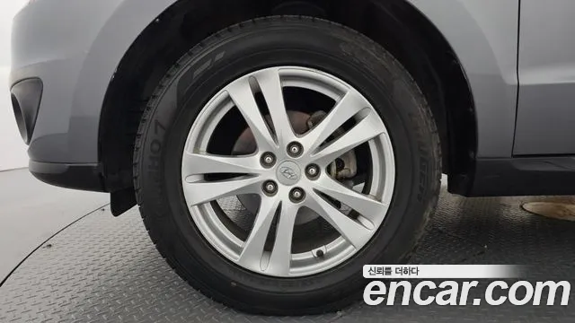 Hyundai Santa Fe 2011 thumb 5
