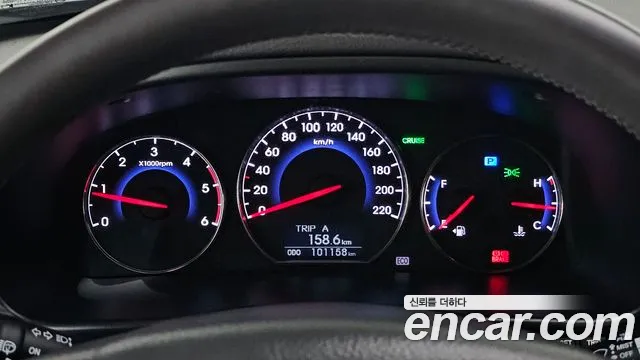 Hyundai Santa Fe 2011 thumb 8