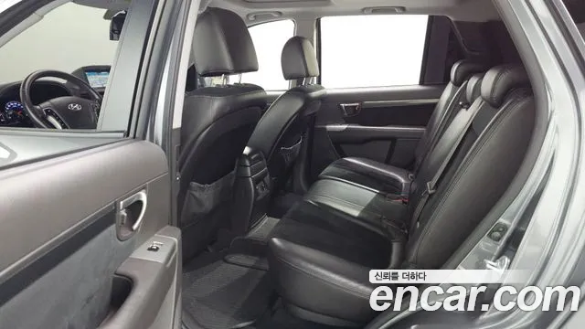 Hyundai Santa Fe 2011 thumb 12