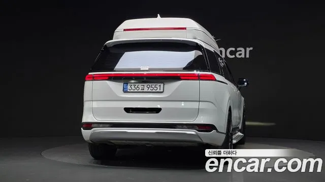 Kia Carnival 2022 thumb 4