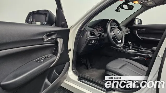 BMW 1-Series 2013 thumb 9