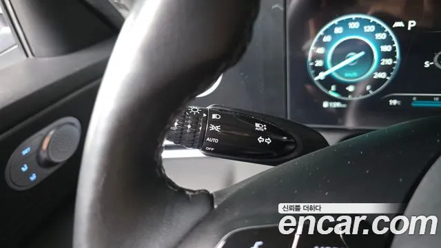 Hyundai Avante 2020 thumb 12