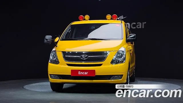Hyundai Starex 2014 thumb 3
