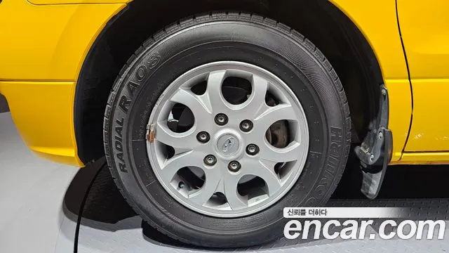 Hyundai Starex 2014 thumb 5