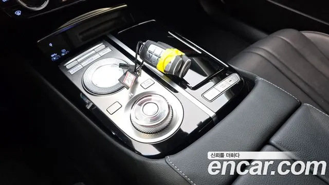Genesis G80 2021 thumb 9